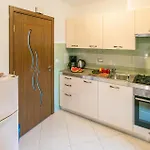 Cozy In With Wifi Apartment